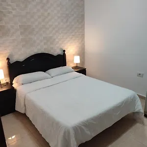 Matrimonial En Casa Compartida Apartamento La Laguna (Tenerife)